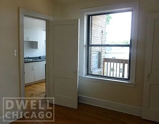 N Spaulding Ave — Photo 5