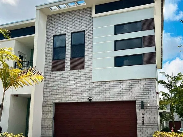 4428 NW 9th St, Fort Lauderdale, FL 33317