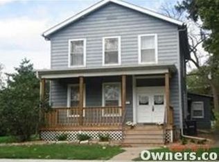 418 E Main St, Morris, IL 60450