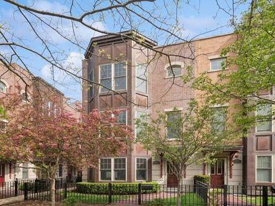 3012 W Newport Ave, Chicago, IL, 60618