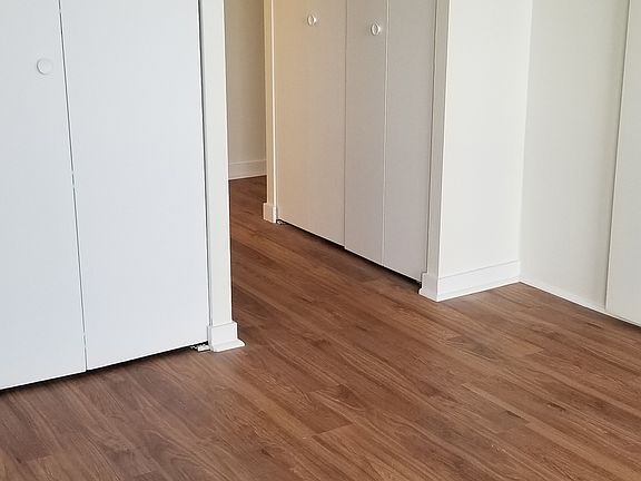 5th image of 1660 N La Salle St #3010