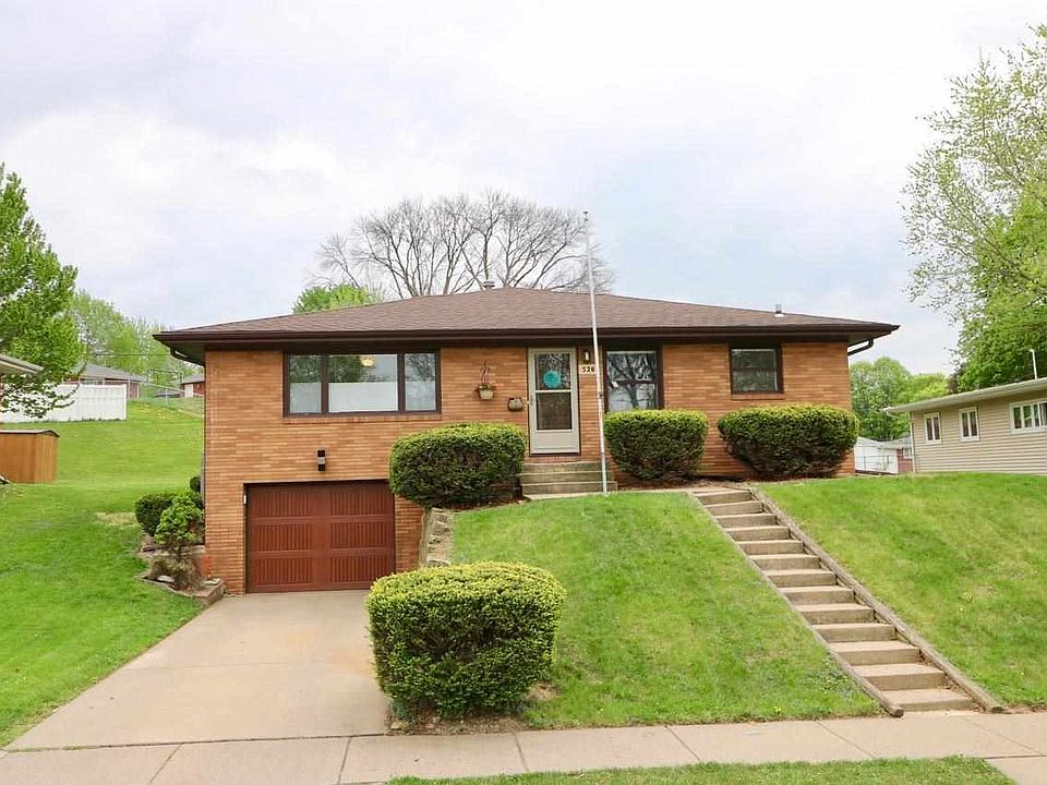 1st image of 526 Greenwood Ct