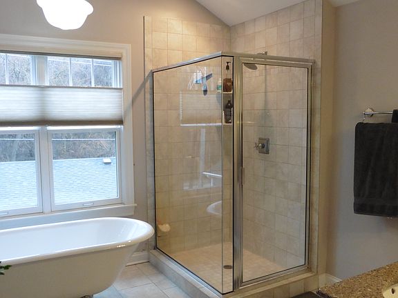 Master walk in shower