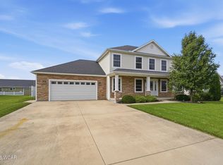 1715 Wildwood Ct, Wapakoneta, OH 45895
