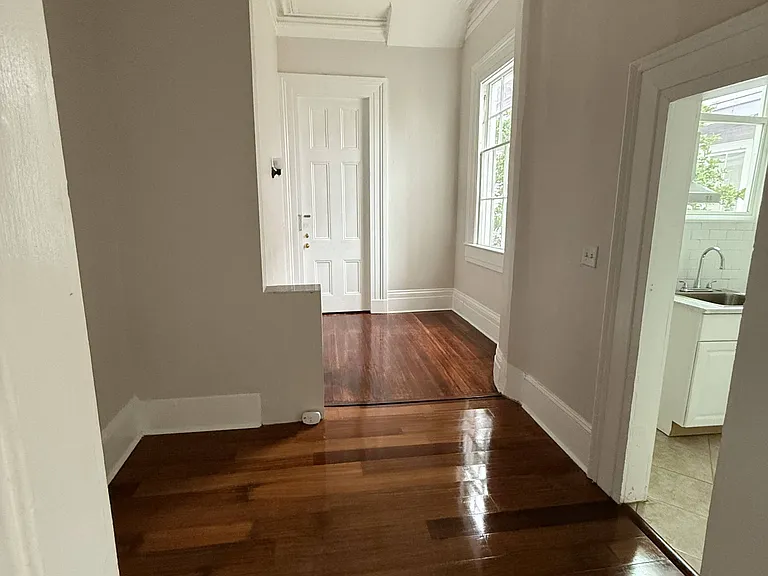 3222 Prytania St #C — Photo 10