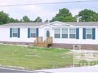 307 Moores Landing Ext, Hampstead, NC 28443