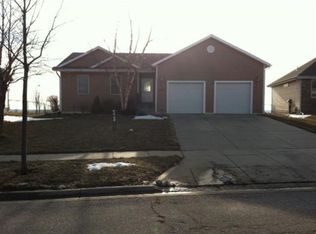 5433 W Greenfield St, Lincoln, NE 68521