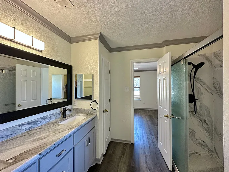 108 Meadow Lake Ln — Photo 17