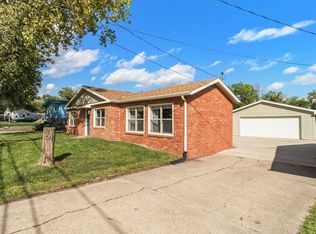 5485 NW 4th Ct, Des Moines, IA 50313