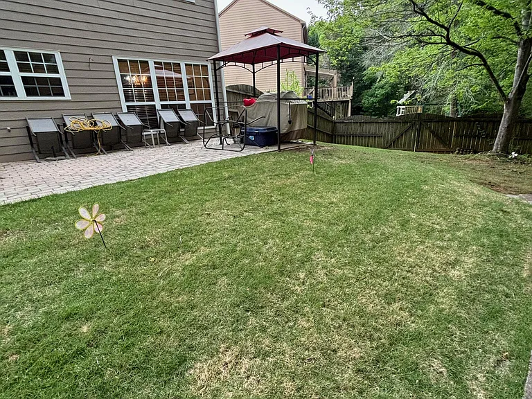 3513 Chastain Glen Ln NE — Photo 32