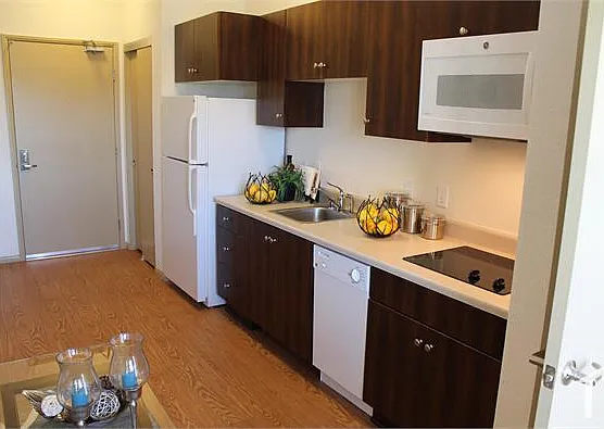 515 Barrett Ave — Photo 6