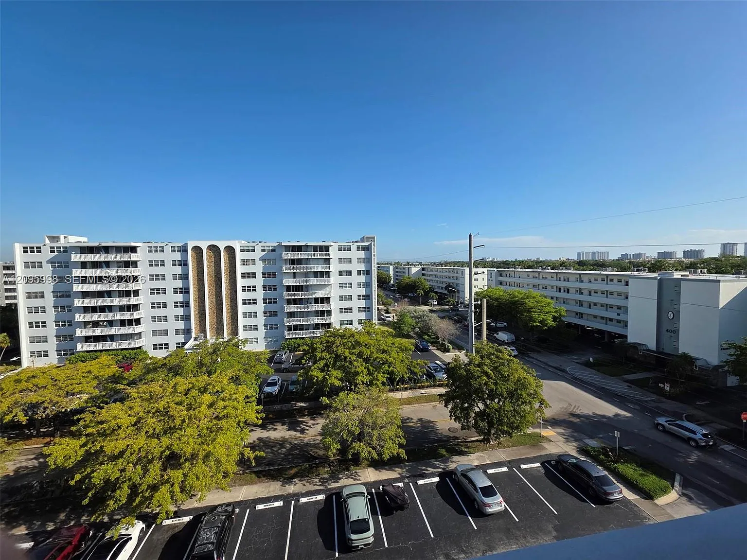Meadowbrook Towers Condo — Photo 3