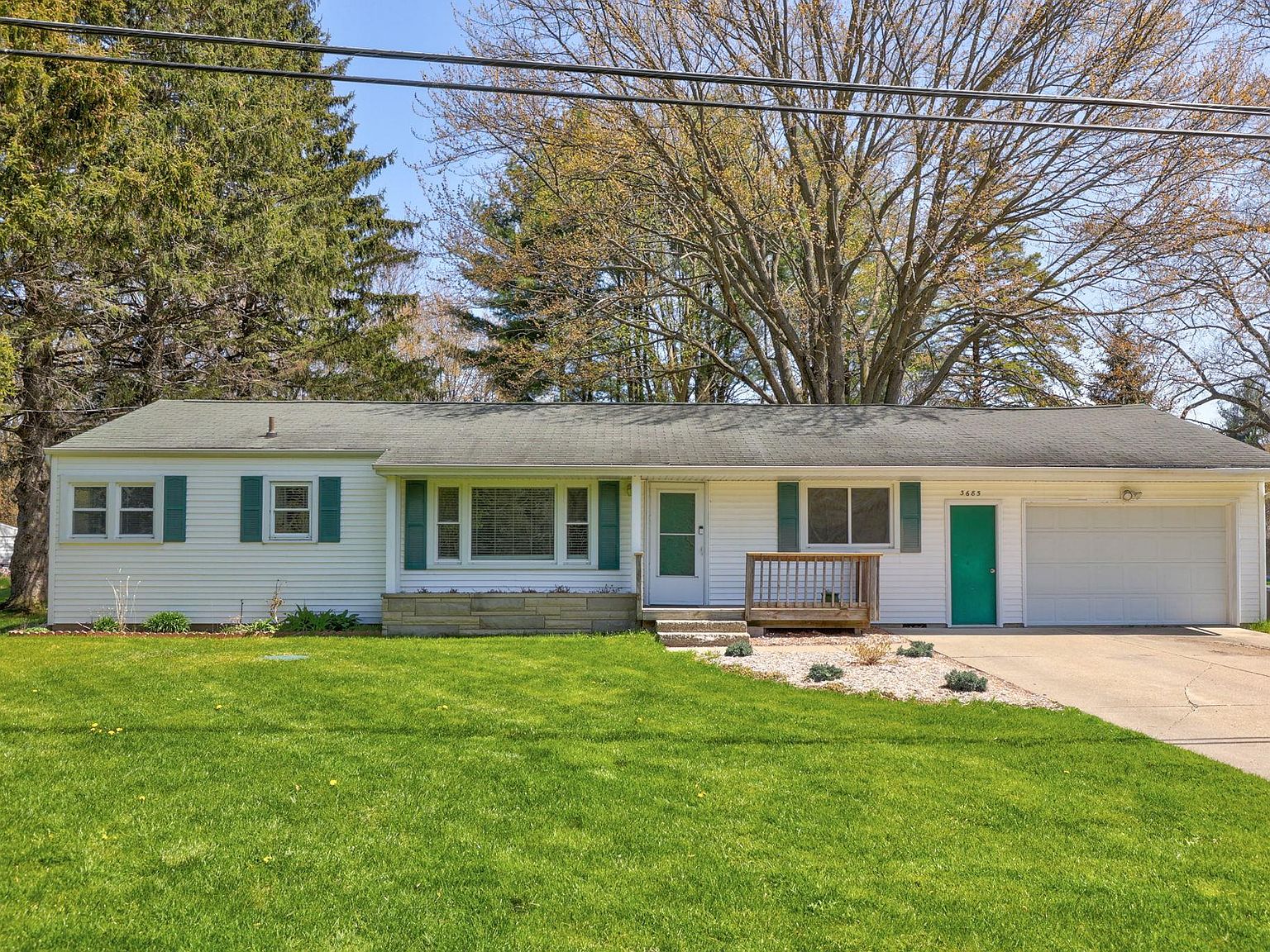 3685 S Airport Rd, Bridgeport, MI 48722 | Zillow