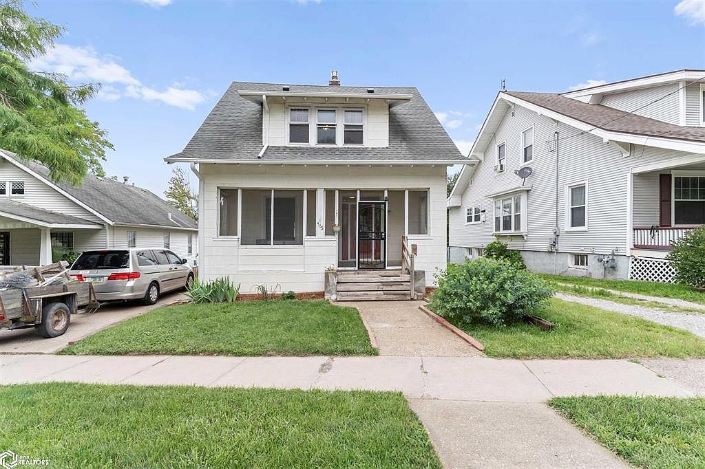 905 N Central Ave, Burlington, IA 52601 | Zillow