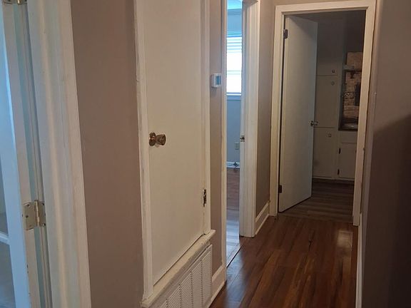 4th image of 3904 Royal Forrest Dr