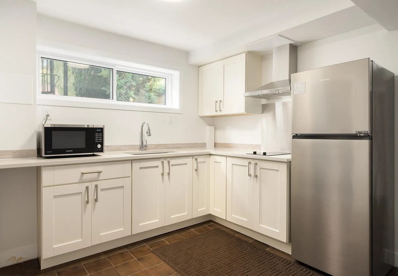 1 bed, 400 sqft, $1,550 — Photo 2