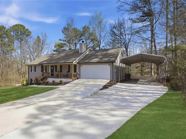 420 Stoneview Dr, Hoschton, GA 30548