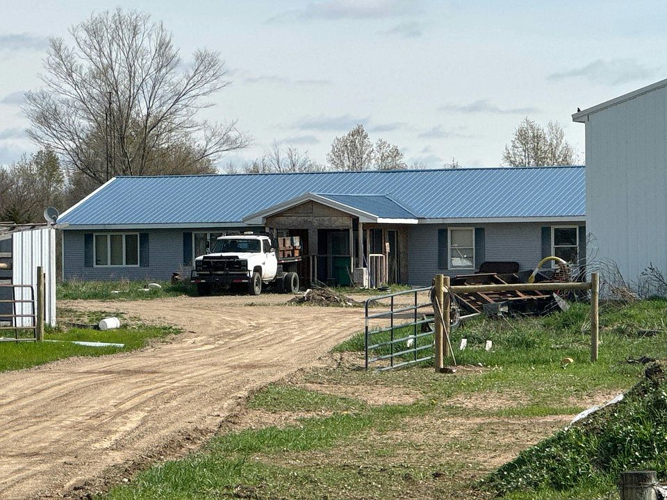 1st image of 4851 Lawrence Rd