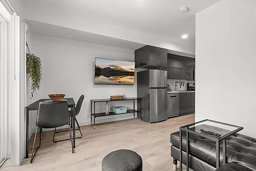 Floor plan One Bedroom Urban - Furnished