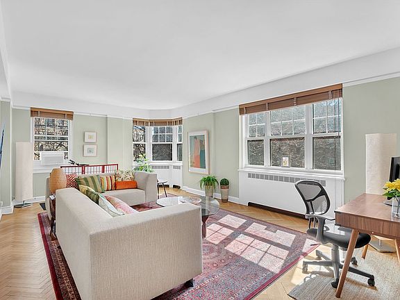 4th image of 120 Cabrini Blvd APT 44