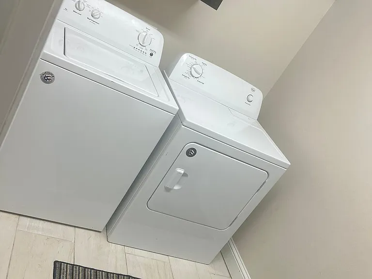 9904 Aloe Ct — Photo 10