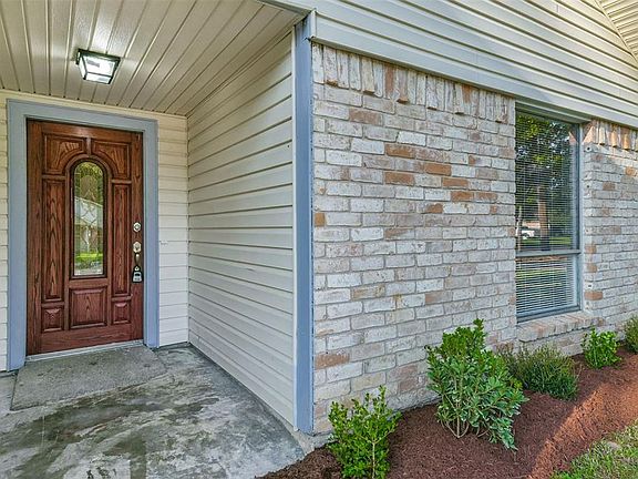 3rd image of 3311 Crossman Dr