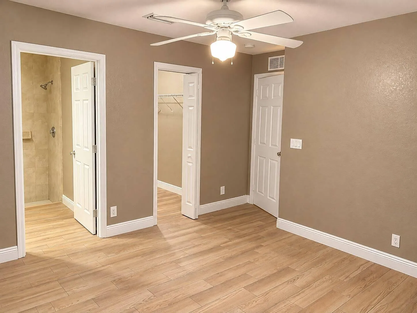 2 bed, 2.0 bath, 1200 sqft, $2,750 — Photo 3