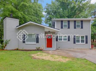 2526 Fontaine Cir, Decatur, GA 30032