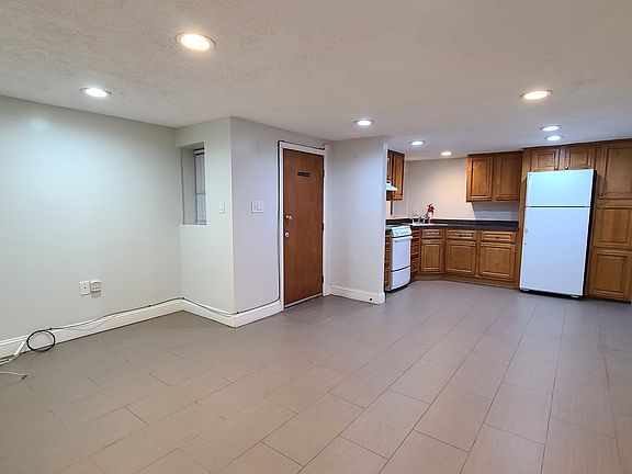 4th image of 242 46th St Floor Basement