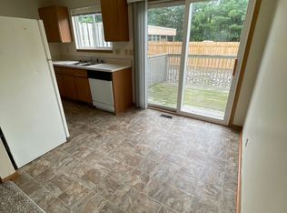 4907 Hedgewood Dr APT C2, Midland, MI 48640