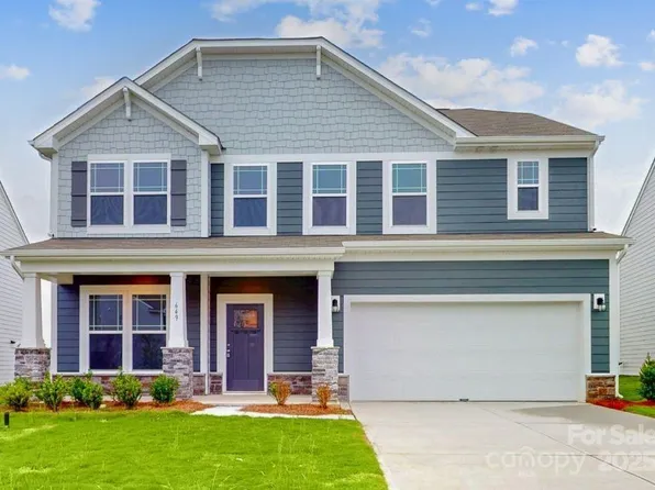 649 Kitfox Dr NW, Concord, NC 28027