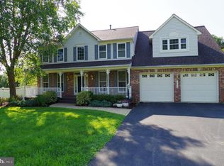 13310 Packard Dr, Woodbridge, VA 22193