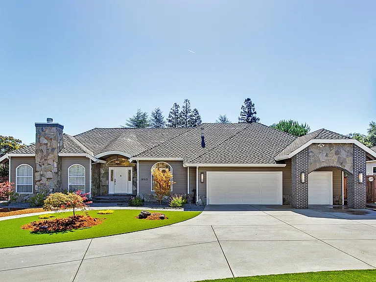 19313 Kerwin Ranch Ct — Photo 1