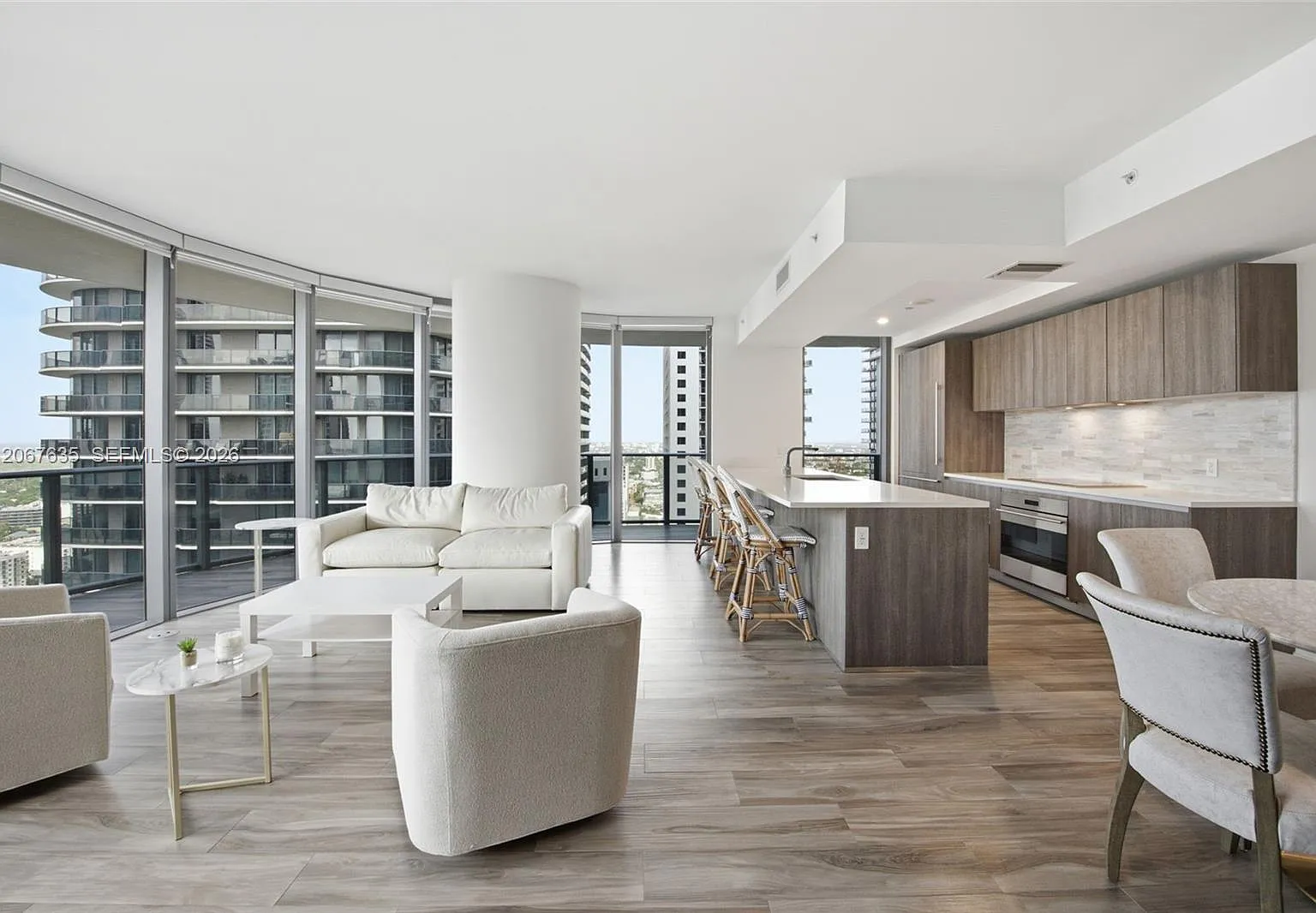 801 Sma Residences Condo — Photo 2