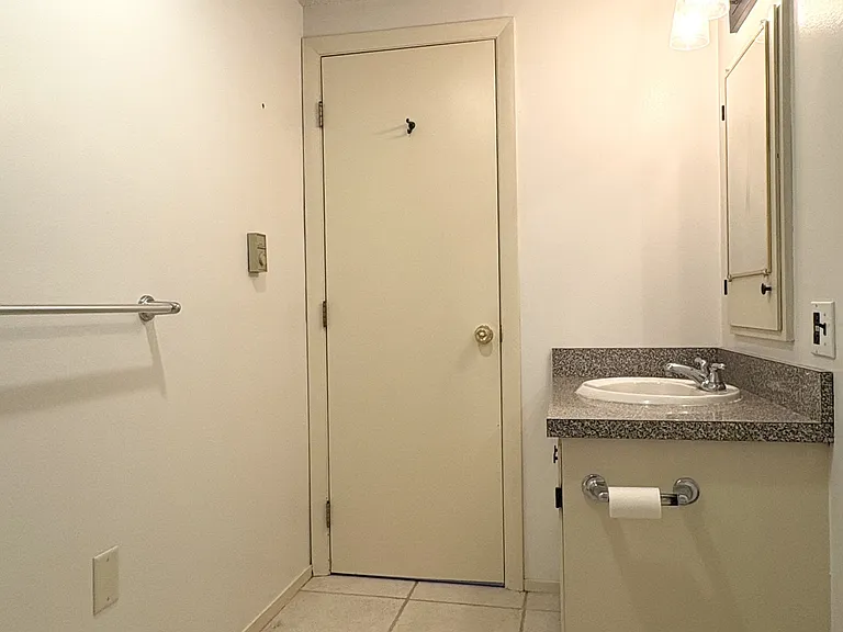 155 Main St #4 — Photo 1