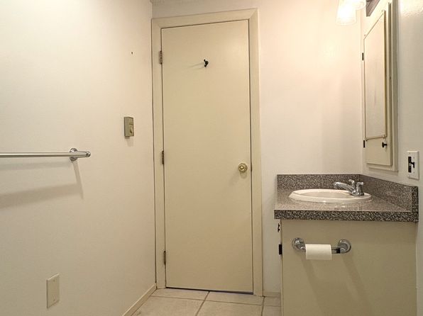 155 Main St #4