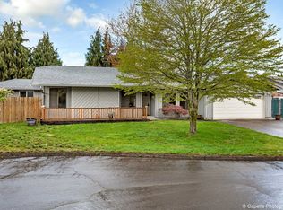 14908 SE Sun Park Ct, Vancouver, WA 98683