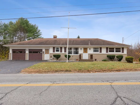 39 Montello Street, Lewiston, ME 04240