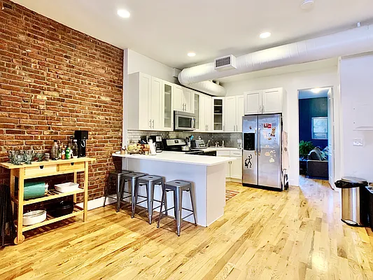 Rented by Compass | media 3