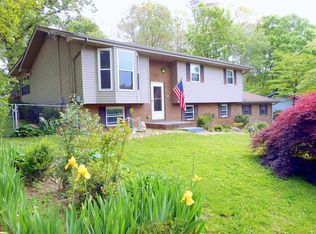 1037 Hillcrest Rd, Hixson, TN 37343