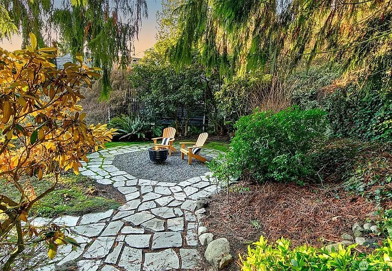 707 Lake Washington Blvd S — Photo 33