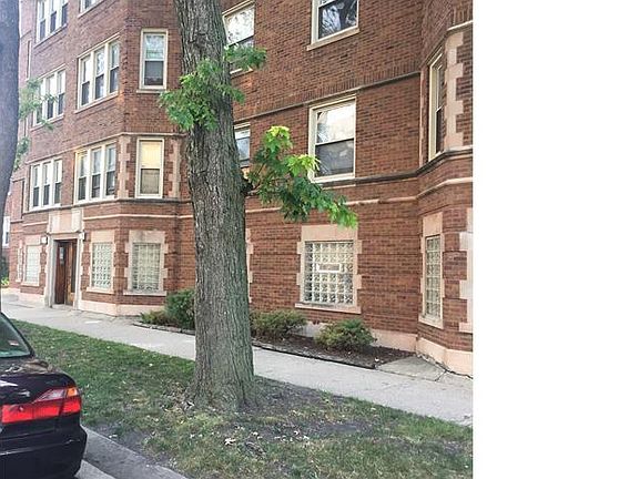 2nd image of 8308 S Paulina St #2