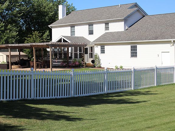 Fully Fenced Back Yard