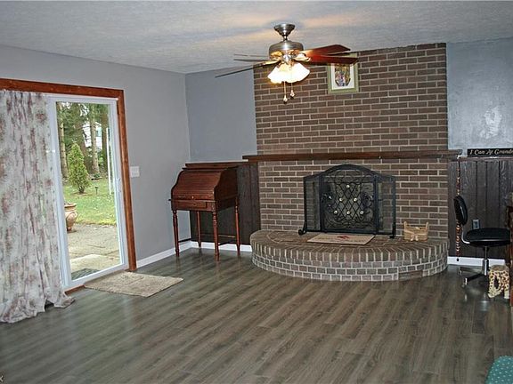 4th image of 34163 Gail Dr