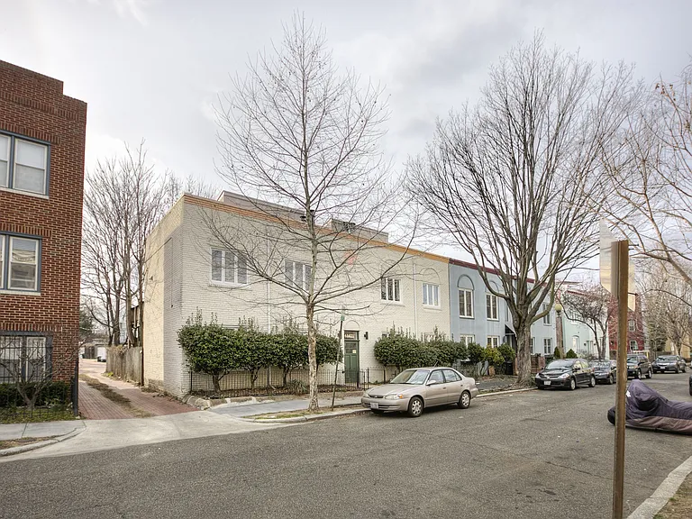 614 Elliott St NE #2C — Photo 12