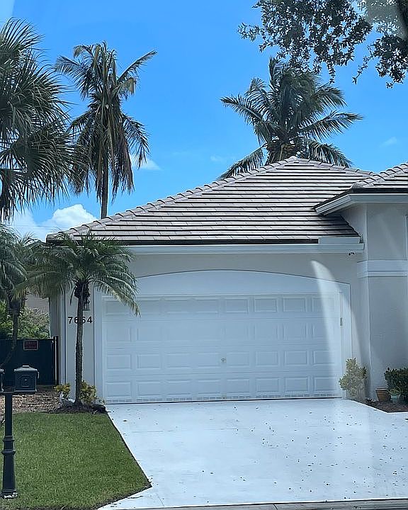 1st image of 7664 NW 70th Way