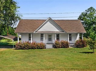 130 Loop St, Mocksville, NC 27028