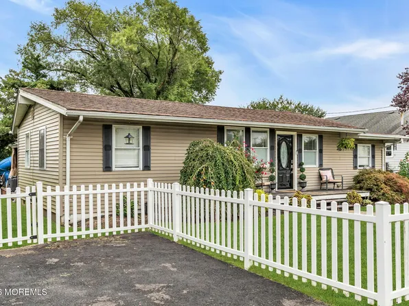 655 Ellicott Avenue, Toms River, NJ 08753
