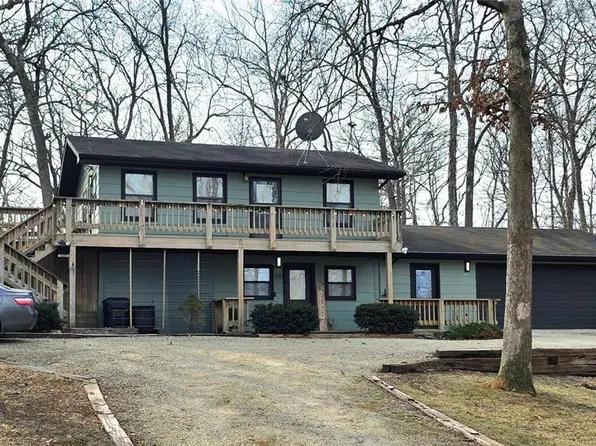 152 S Lake Dr, Leslie, MO 63056