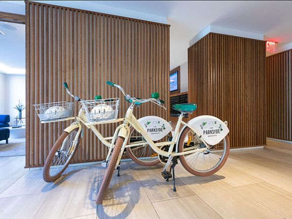 4th image of 123 Parkside Ave #3H